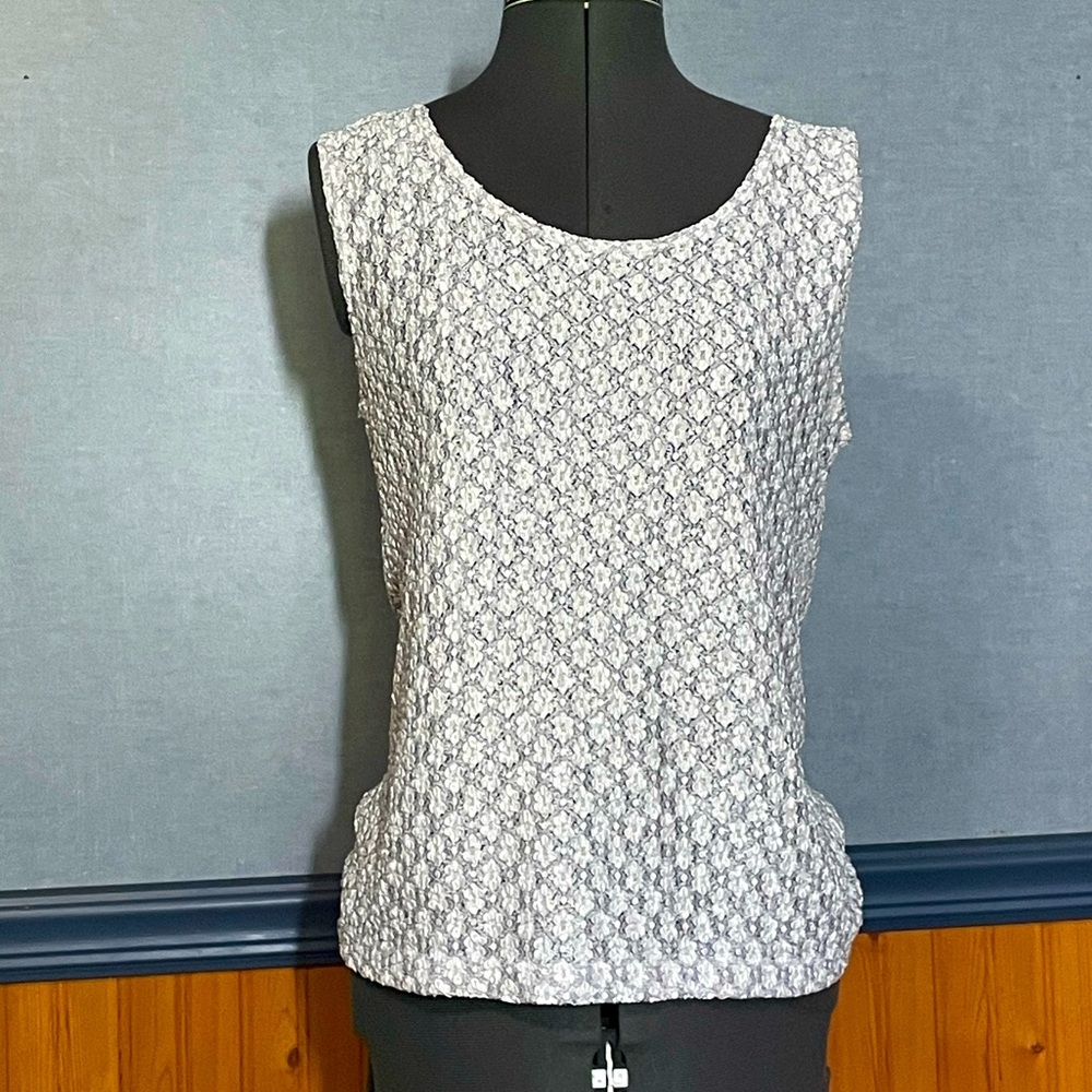 🔥3 for $15 Sale- Jaipur Textured floral tank